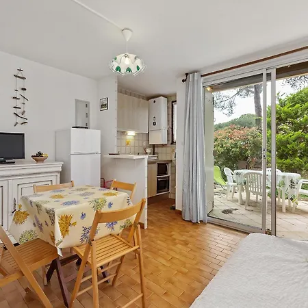 Family-friendly Apt With Pool *